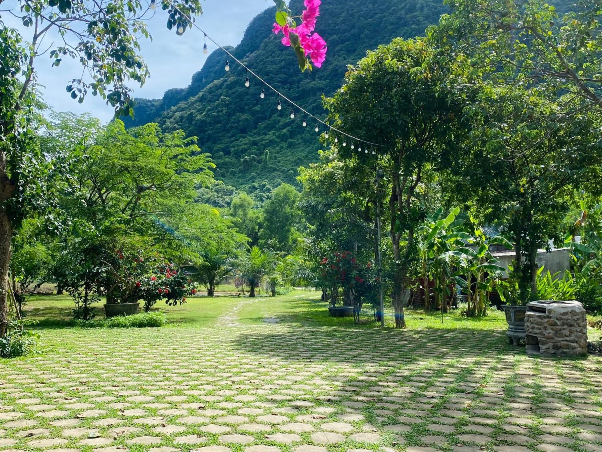 Eco Village *