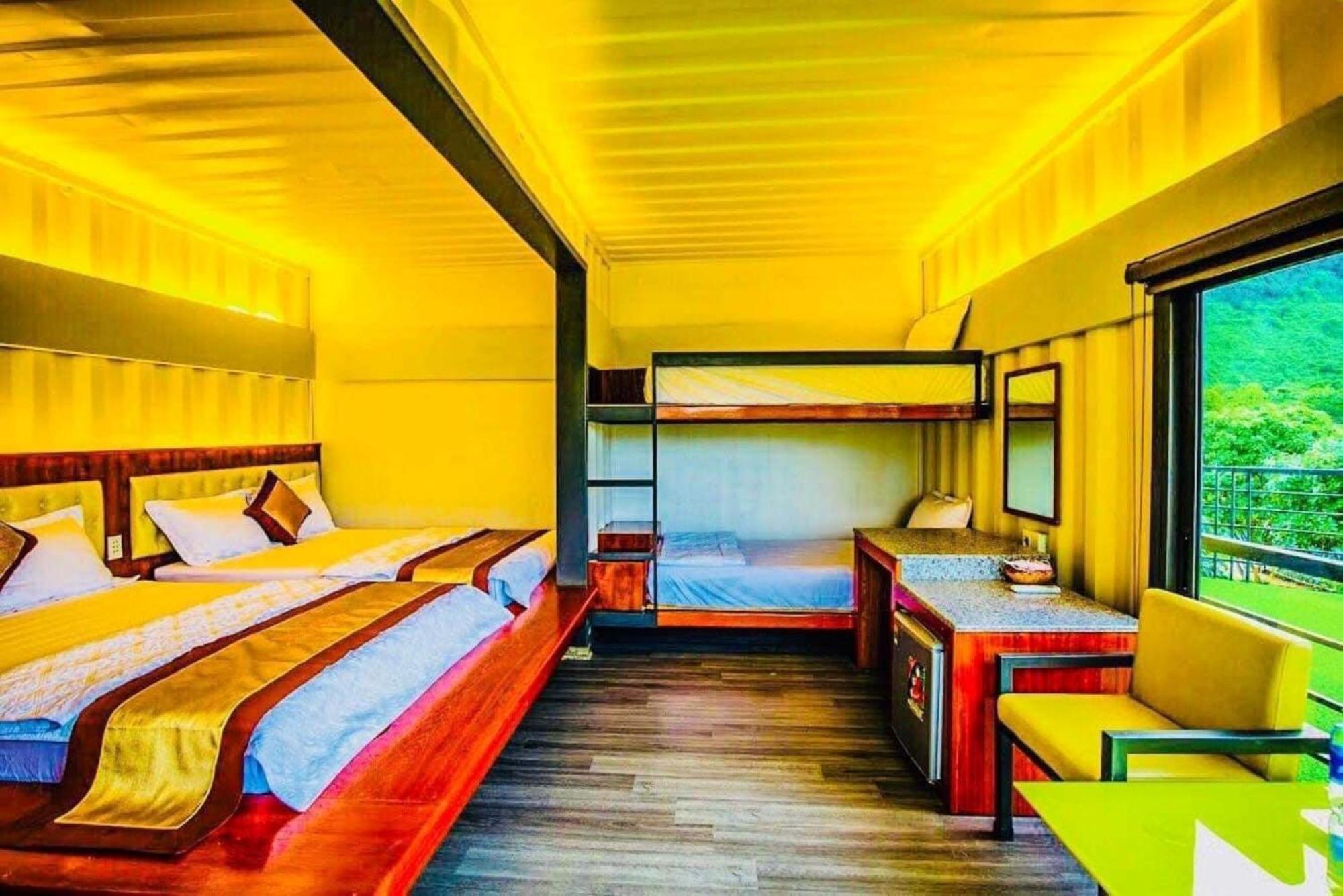 Lodge Eco Village *