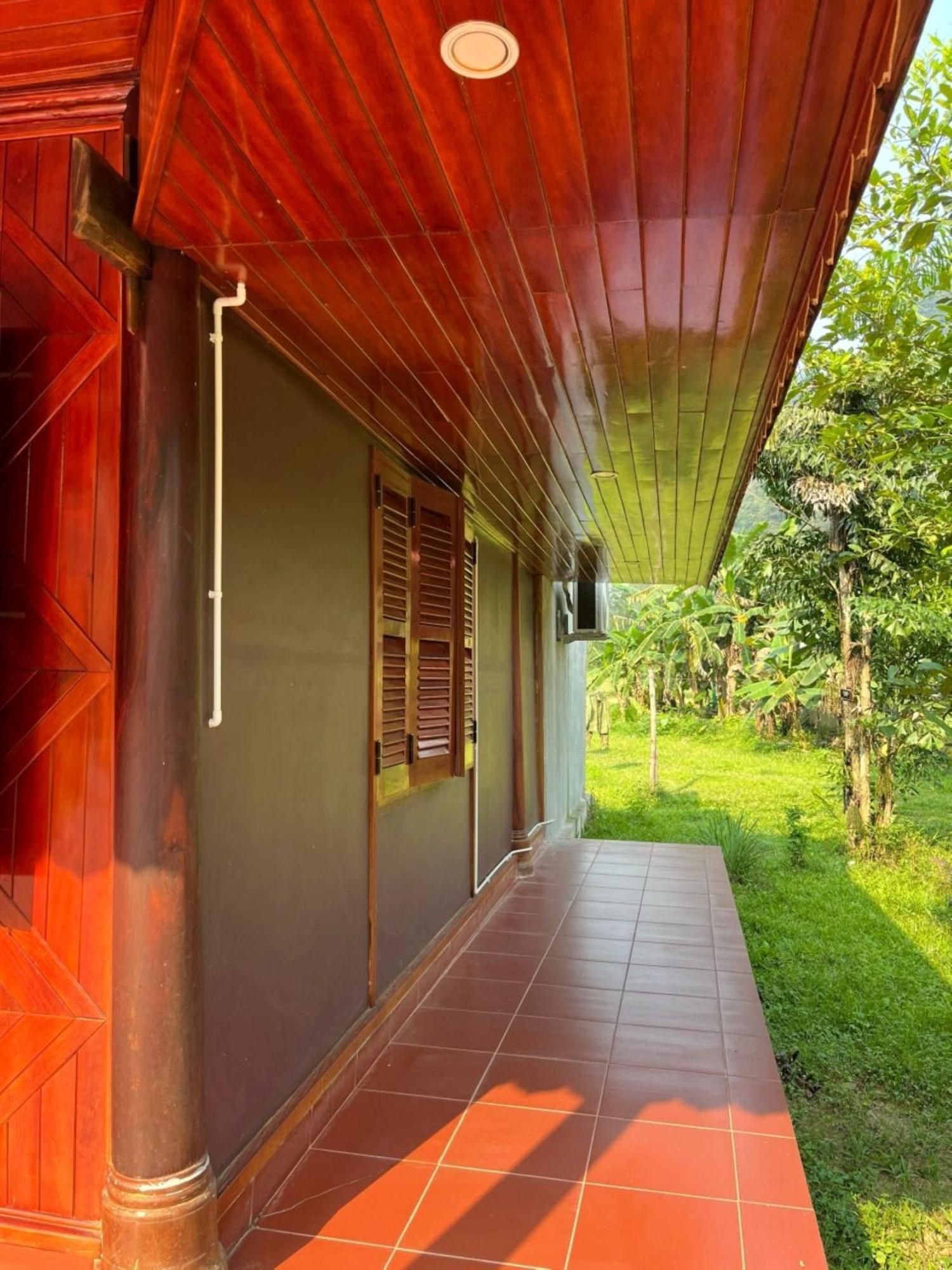 Lodge Eco Village *